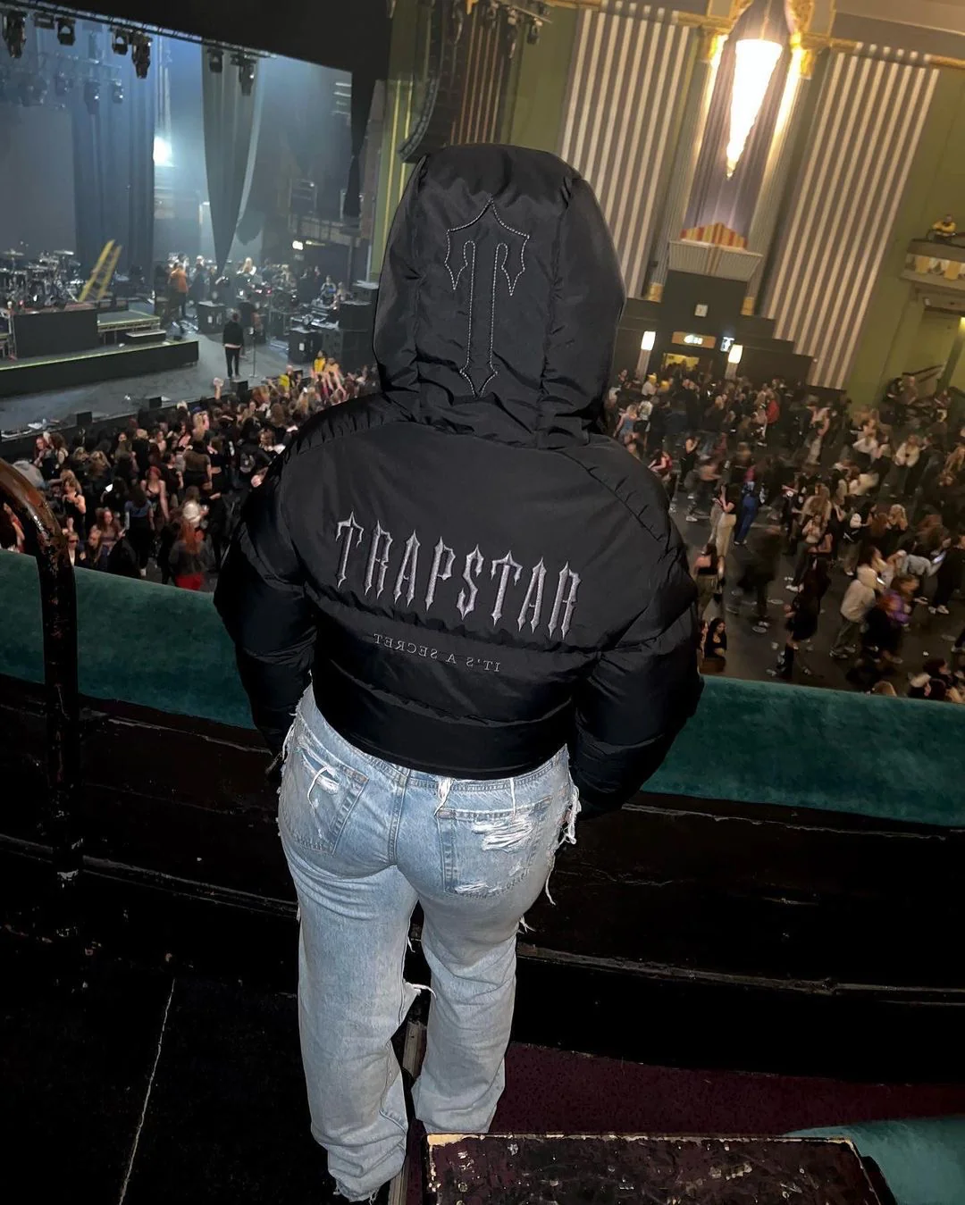 https://thetrapstarhoodie.com/